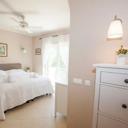 Vivenda Madrugada Вилла Карвоейру